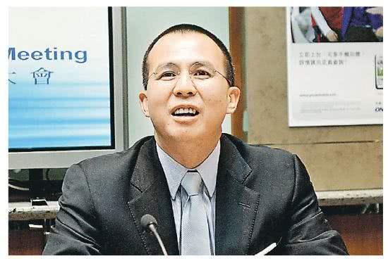 李澤楷離開父親的庇佑，本身實力創業，生命中最大的貴人是嫂嫂，幫忙他成功大賺千億