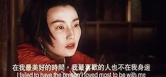54歲張曼玉由豪宅搬貧民區，瘦成紙片人，肋骨突出青筋暴起，網友：終於做回自己