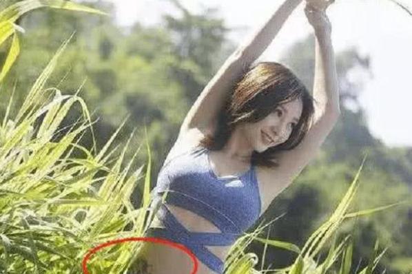 盤點明星紋身，只有她位置是最尷尬的，再見亦不愛？