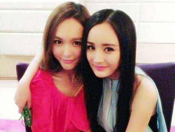 娛樂圈八個尷尬的明星同框，哪個最令人窒息？