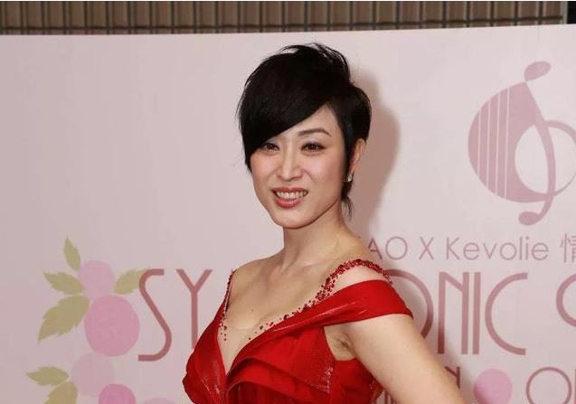 看走眼嫁給假富豪5大女星，她最可憐，豪門夢碎還背上了巨債