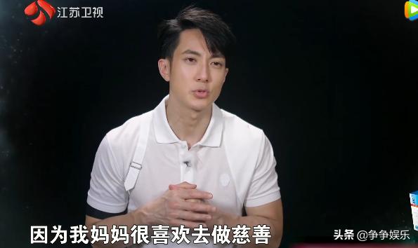 吳尊淚問：「媽走了，怎麼熬過來的？」 72歲爸坦承「靠鎮定劑入睡」逼哭萬人：相信她沒遺憾了... 