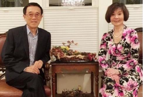 她是第一代瓊瑤女郎，曾拒拍李安無理要求，如今年過70，和老公金婚50年恩愛有加，全家福曝光讓人羨慕