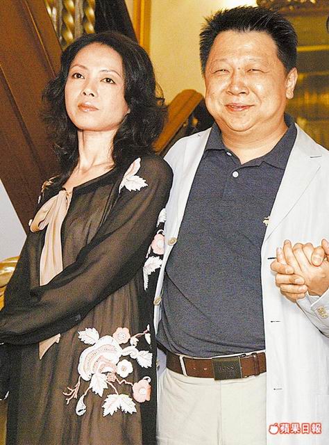柯淑勤離婚成單親媽…獨扛前夫「3000萬債務」 今子女長大甜喊「養妳一輩子」：辛苦值得了！