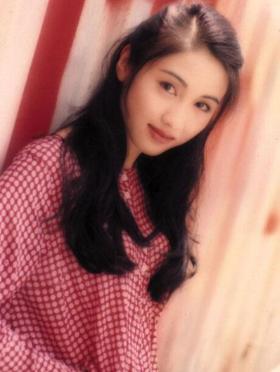 為了植物人弟弟，黎姿嫁大15歲殘疾富豪，試管雙胞胎卻長成這樣！