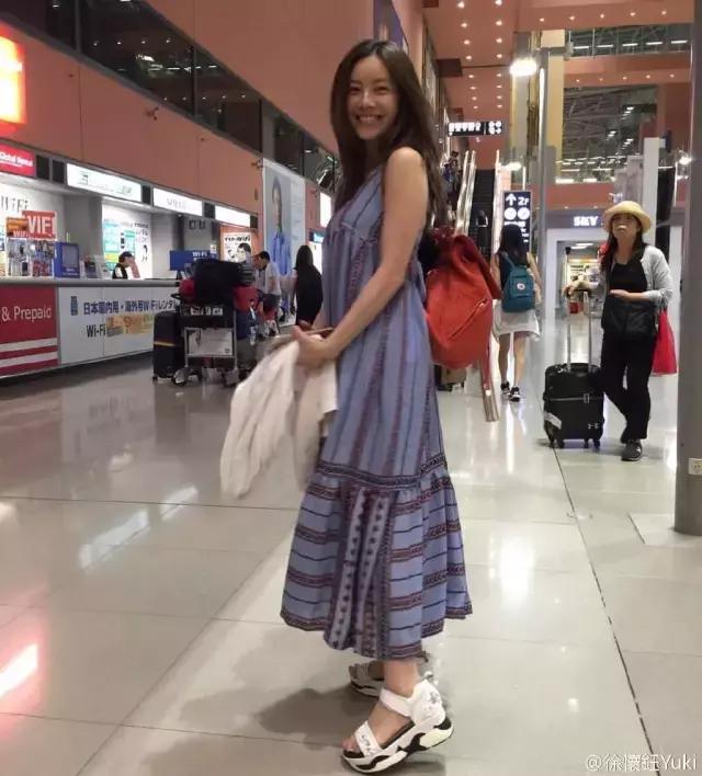 她紅到拒絕周星馳，窮到靠粉絲救濟，她留給一代人的「少女情懷」，如今成這模樣....！ 
