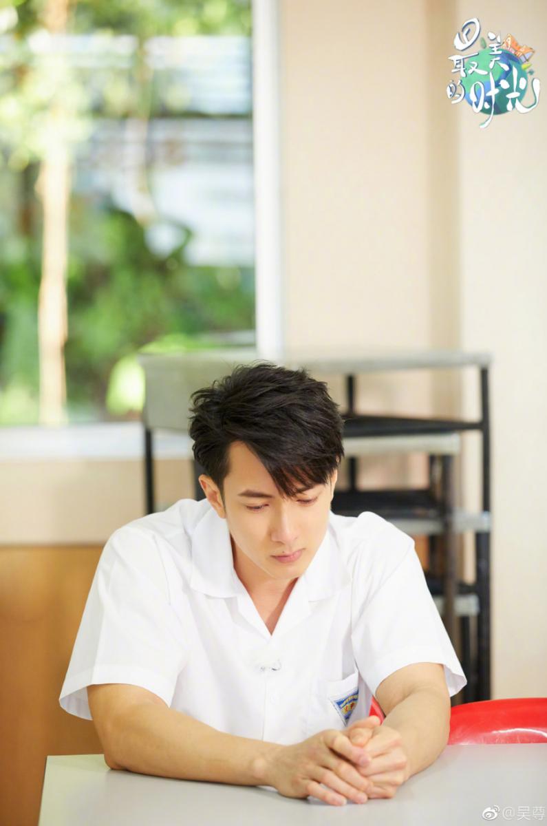 媽媽癌症過世，爸爸「靠鎮靜藥入眠」熬過來...吳尊得知後淚崩：「爸爸真的很偉大！」