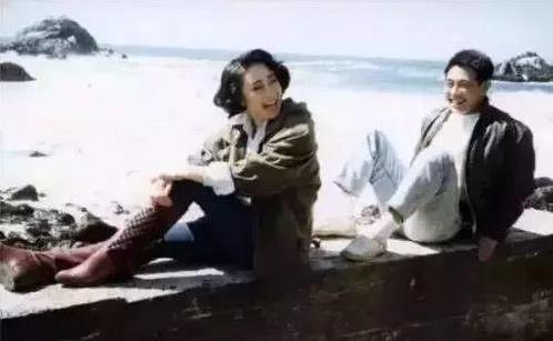 李連傑老婆利智近照曝光, 看了照片後, 網友: 怪不得李連傑身體這麼弱！