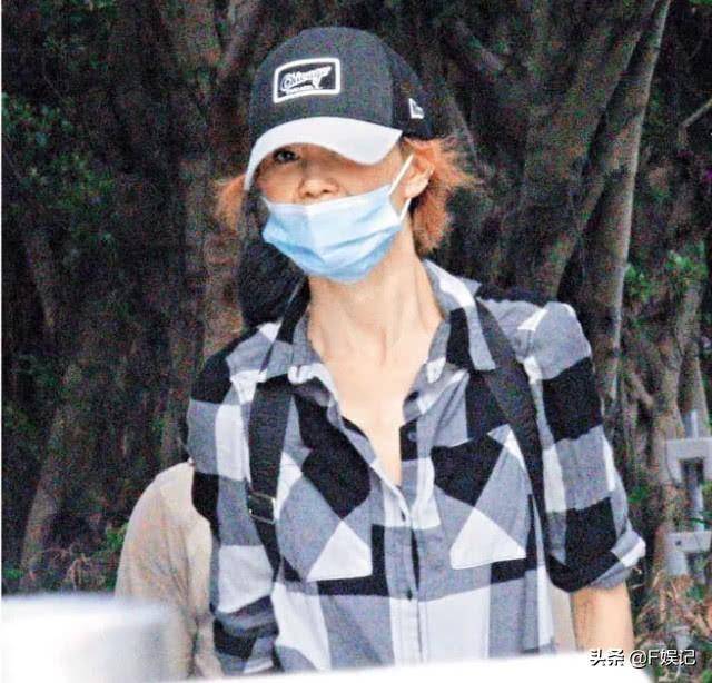 張曼玉搬去平民區，過隱居生活，現在的她是真的太瘦了！