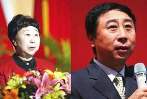 明星基因有多強大，劉亦菲顏值不敵媽媽，他一家四代猶如復制粘貼！