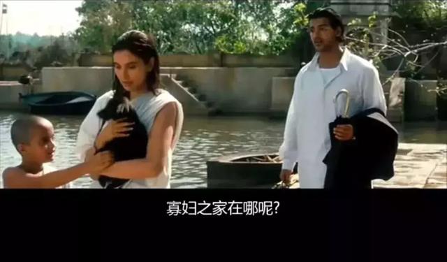 豆瓣8.5，狠狠揭露印度當下陋習，這片差點代表印度拿下奧斯卡
