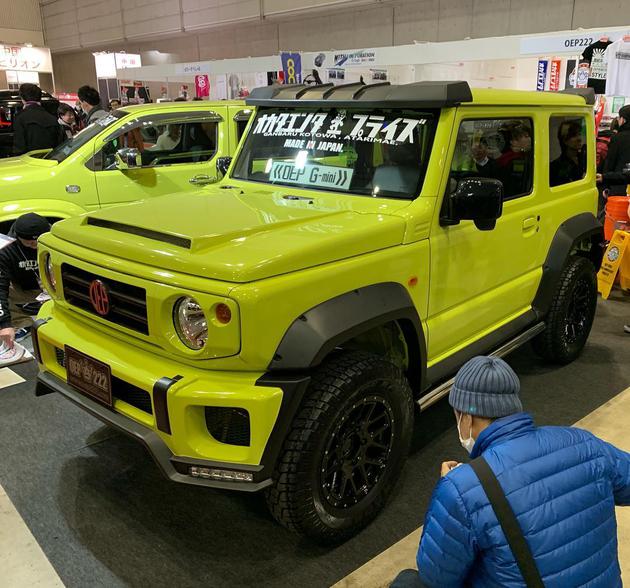 【吳彥祖遇變態!】車展攝影師Hamsap狂拍女模"私人部位"，吳彥祖就被逼在後面看著…