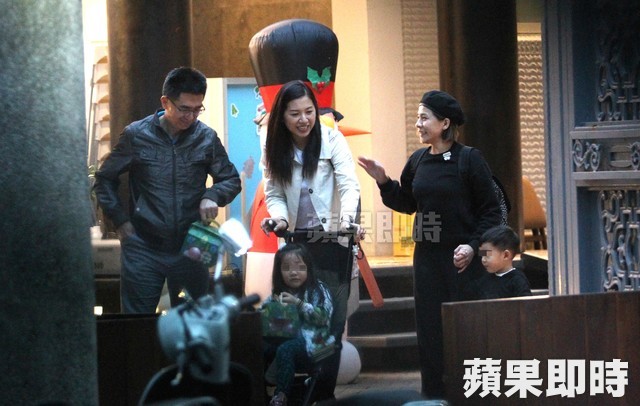隱退12年首亮相！侯湘婷「嫁入豪門相夫教子」簡樸搭捷運，36歲美貌依舊「兒女超萌」