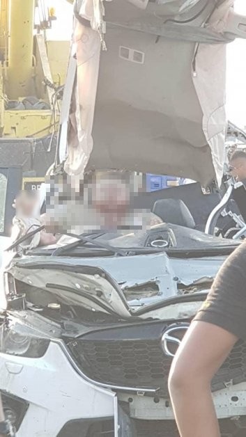 休旅車遭撞墜海　駕駛繫安全帶想逃卻慘死 
