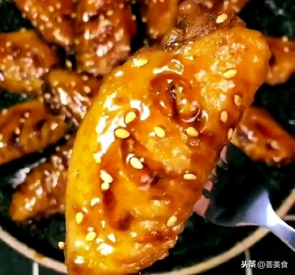 可樂雞翅其實「超簡單」，只需簡單「三步驟」！剛進廚房的新手也輕鬆駕馭！