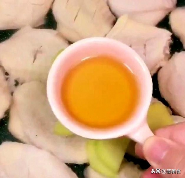 可樂雞翅其實「超簡單」，只需簡單「三步驟」！剛進廚房的新手也輕鬆駕馭！