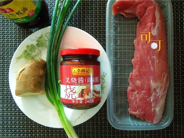 叉燒肉只能在飯店吃？自己家裡腌一腌，烤一烤超簡單，秒變大廚