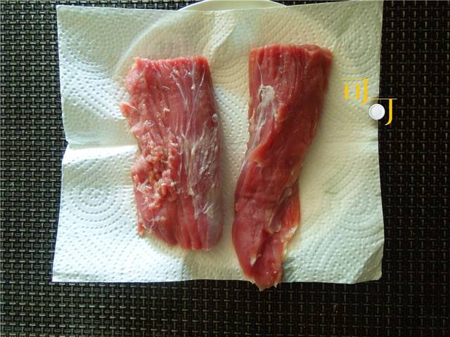 叉燒肉只能在飯店吃？自己家裡腌一腌，烤一烤超簡單，秒變大廚
