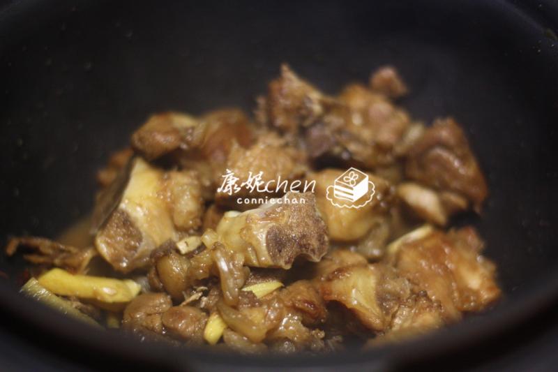 豬蹄和它們搭配營養又味美，詳細過程分享給您，過年家宴露一手