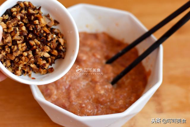 想吃糯米丸子不用買，3分鐘學會，香糯又營養，大人小孩搶著吃！