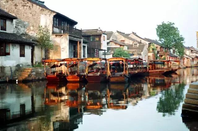 最適合女人旅遊的10個地方，每年帶你去一個，可好？