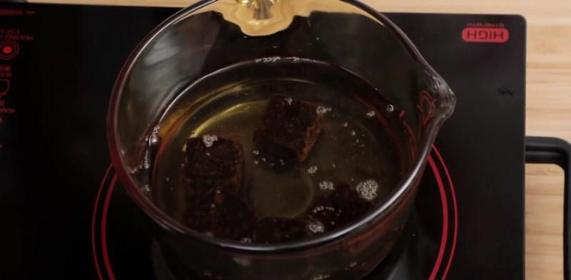 平時要排隊才買得到的網紅飲品「黑糖珍珠鮮奶」自己做, 方法超簡單, 比外面的還要好喝！