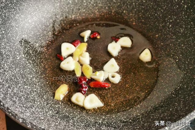 醬油水煮魚，做法簡單，特別鮮美，沒有一點腥味！