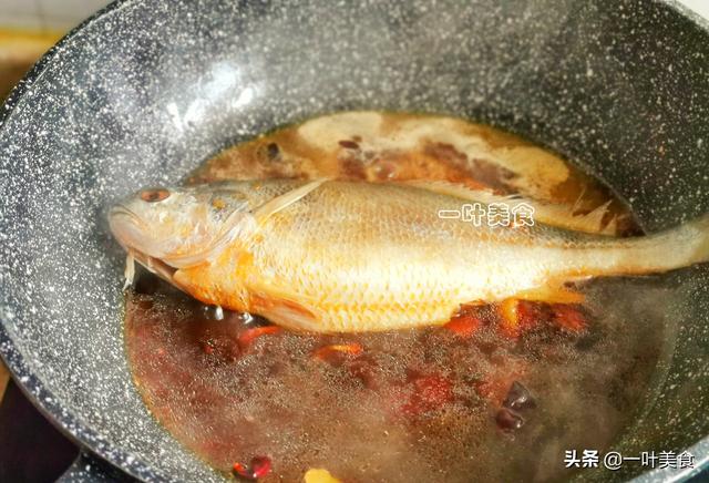 醬油水煮魚，做法簡單，特別鮮美，沒有一點腥味！