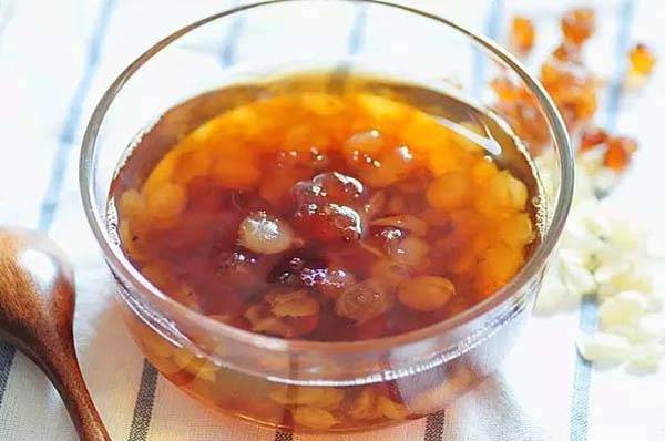 桃膠吃法大全~讓皮膚更水潤 ! !