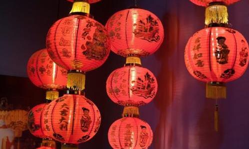 除夕夜23點起~大年初一晚上11點前，一定要把錢包倒過來「抖一抖」，保你明年財源滾滾