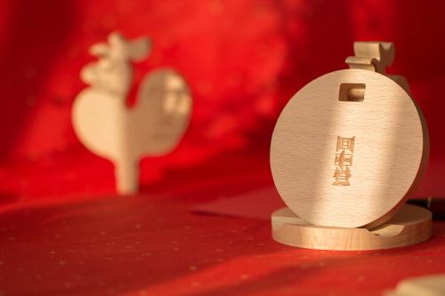 除夕夜23點起~大年初一晚上11點前，一定要把錢包倒過來「抖一抖」，保你明年財源滾滾