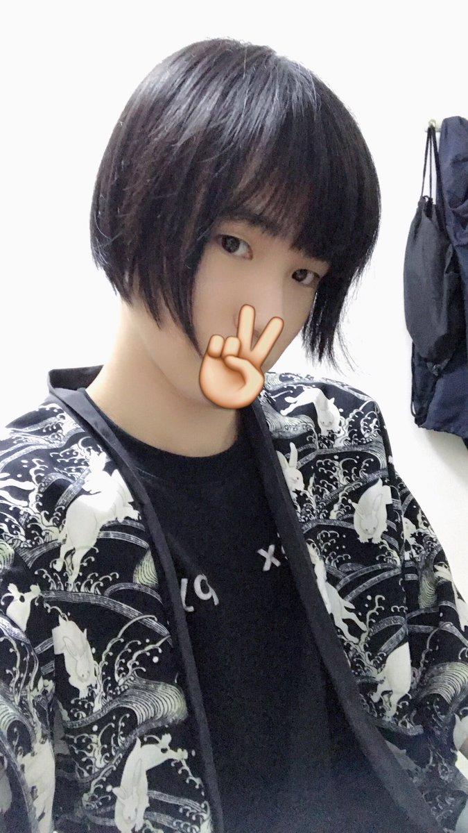 絕美Coser「穿緊身皮衣0贅肉」辣到全場狂拍她 一往上「超狂真面目」網看傻：太會藏