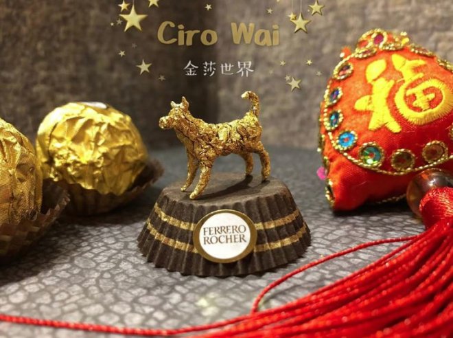 女兒愛吃金莎…他隨手將包裝紙「摺成12生肖」！駿馬奔騰帥爆「一看到金豬本尊」紅到國外：太Q了