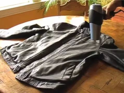 衣服有異味怎麼辦？聰明的女人都這樣做，趕緊收藏！
