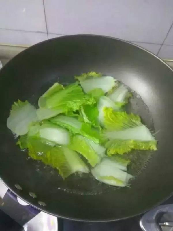名中醫推薦：水煮一物，助你降「五高」，沒有脂肪肝、膽固醇、冠心病，尿酸降下來！