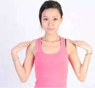 「手臂瑜伽」，愛美女生必看！堅持20天，夏天穿啥都好看！