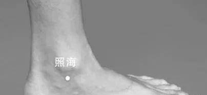 人體自帶【消炎、解氣、排毒穴】，學著按一按，不花錢看醫生