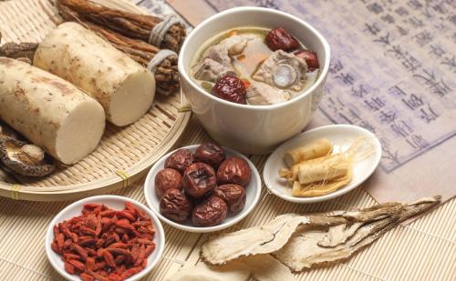 腰間盤突出煩惱大？看看這4種解決方法，總有1種適合你！