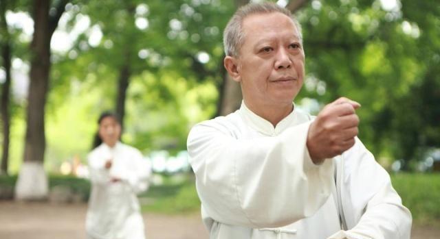 運動養生，中醫傳統功法八段錦，五禽戲，易筋經，六字訣，氣功