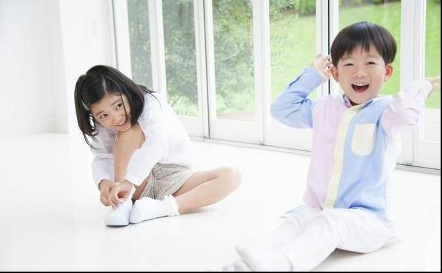 幸福的家庭都是相似的：媽媽被寵愛，爸爸被尊重，孩子被接納