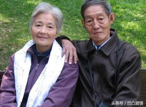 弟弟，家裡拆遷你說我是外人沒我的份，爸媽養老你說我是一家人？
