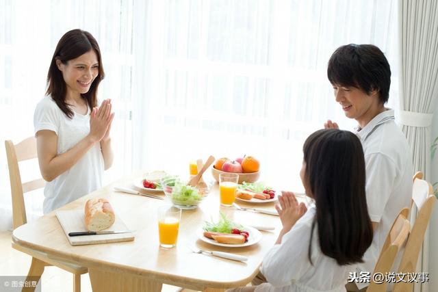 去弟弟家接母親，聽到弟媳婦說一話後我很慚愧，隨之灰溜溜離開