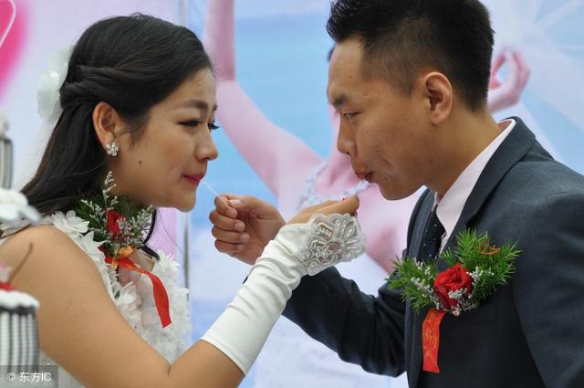 丈母娘要10萬彩禮，我很不情願，結婚後才發現我賺了