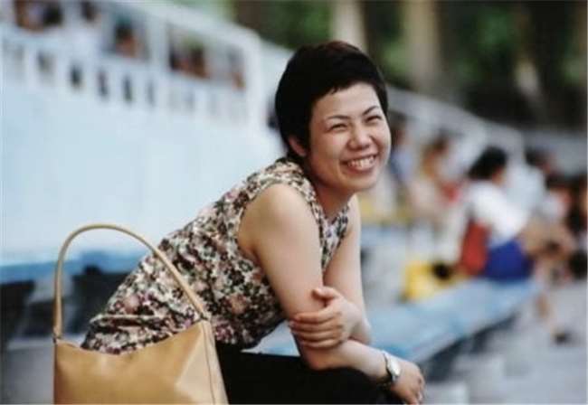 年僅５歲就要開始獨立生活的她，這背後的故事讓人看了感動到淚流不止... 