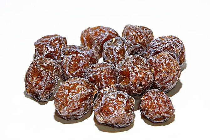 兒科醫生提醒: 寶寶3歲前不要給他吃這十種食物, 不然就是在害他