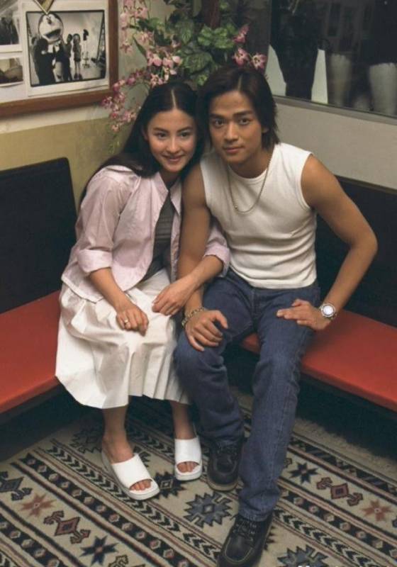 分開18年，張柏芝和前男友上演世紀大復合！終於沒謝霆鋒的事了！