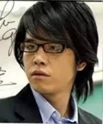 38歲蕭亞軒「素顏照」意外流出，真的嚇壞所有人！這也差太多了吧！難怪以前從沒看過她素顏！