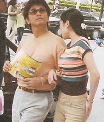 吳宗憲最戀戀不忘的女人，兩次遭遇渣男，如今47歲與兒子相依為命，近照曝光不敢認