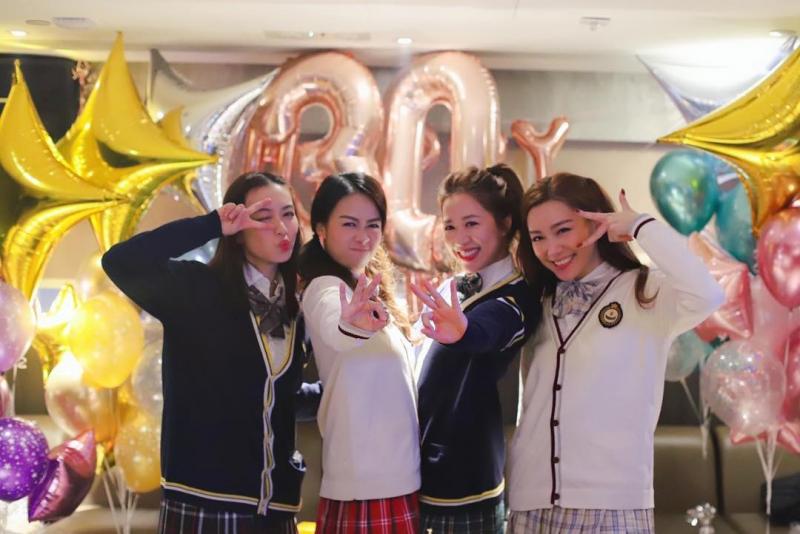 (內有多圖) 黃心穎30歲生日好有面子！TVB群星齊齊扮學生開趴★馬國明又是最搶眼那個?! 網民: 好得意！