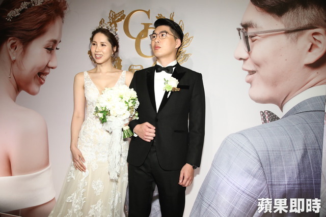 余苑綺婚禮「黃西田只包3600」不怕被退，余天「換帖兄弟包1萬2」尷尬獻上祝福！